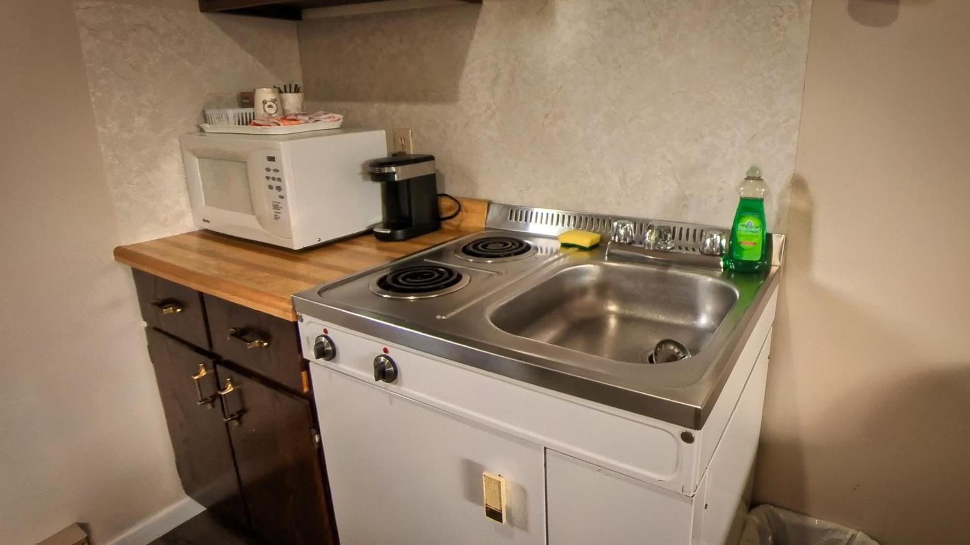 Maple Leaf Inn & Suites Kincardine Εξωτερικό φωτογραφία
