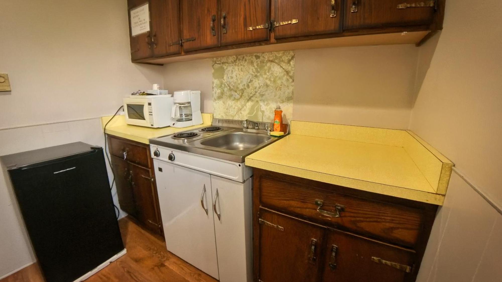 Maple Leaf Inn & Suites Kincardine Εξωτερικό φωτογραφία